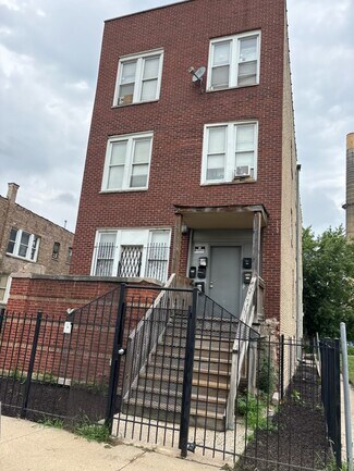 Plus de détails pour 3538 W Grenshaw St, Chicago, IL - Multi-résidentiel à vendre