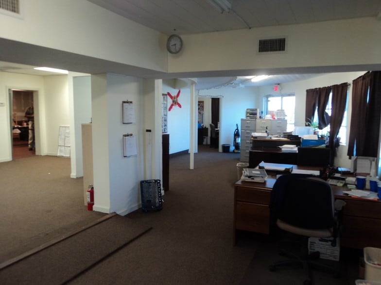 6623 N Us Highway 1, Fort Pierce, FL à vendre - Photo du bâtiment - Image 3 de 12