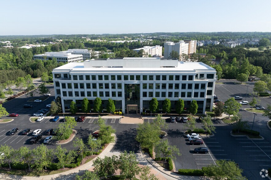 8041 Arco Corporate Dr, Raleigh, NC à louer - Aérien - Image 1 de 17