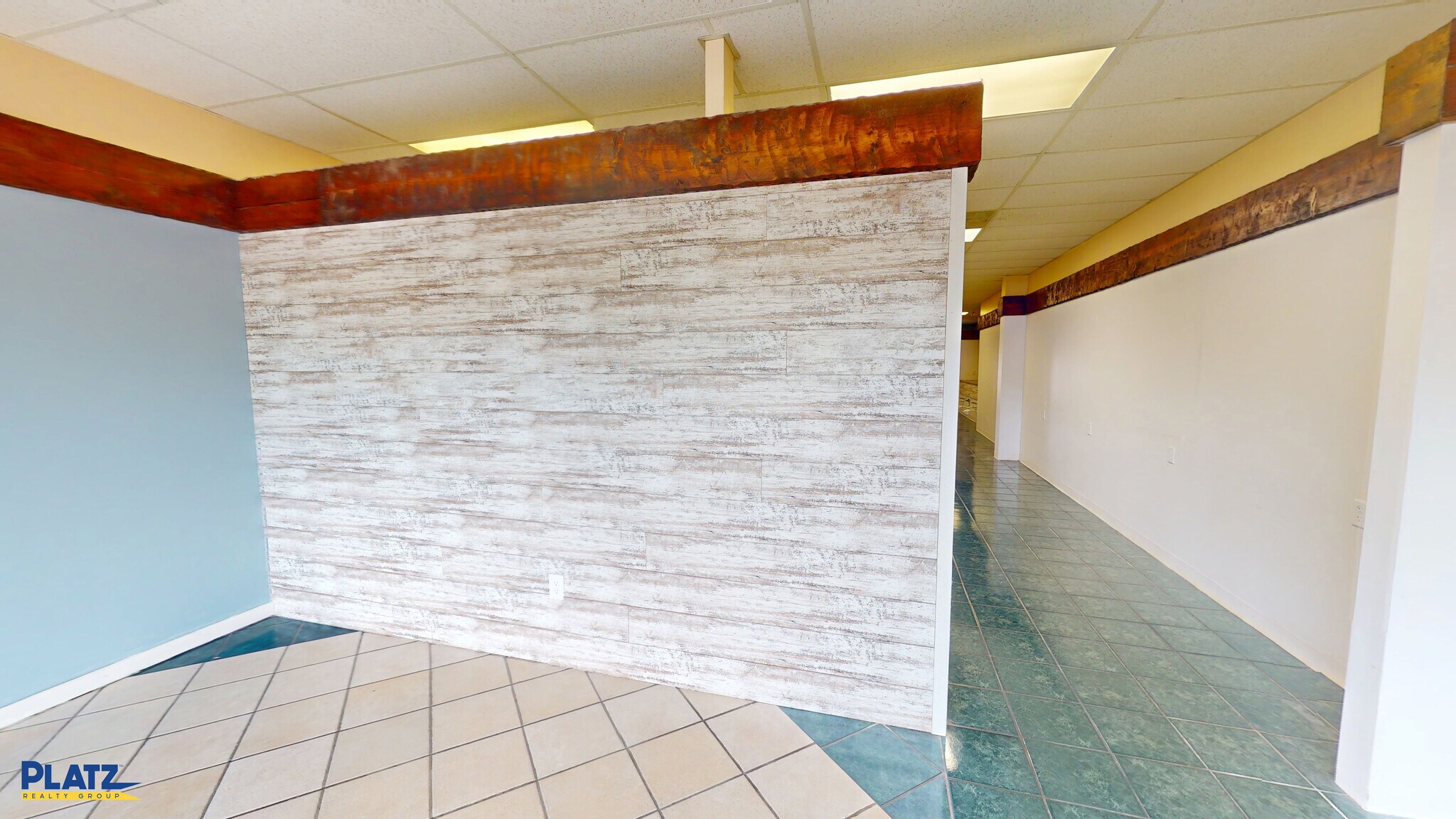 1295 Boardman Canfield Rd, Youngstown, OH for lease Interior Photo- Image 1 of 4
