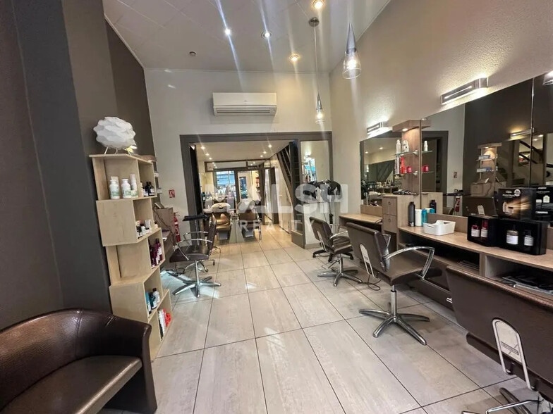 Commerce de détail dans Lyon à louer - Photo intérieure - Image 2 de 4