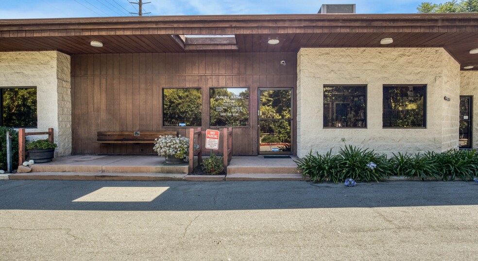 28282 Dorothy Dr, Agoura Hills, CA for sale - Building Photo - Image 3 of 7