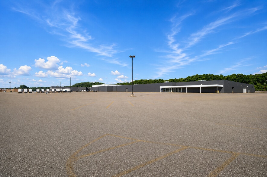 1475 Upper Valley Pike, Springfield, OH for lease - Building Photo - Image 3 of 11