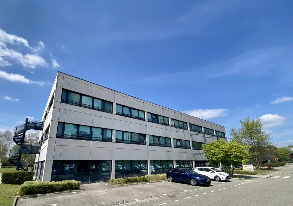 Office in Saint Priest for lease Building Photo- Image 1 of 8
