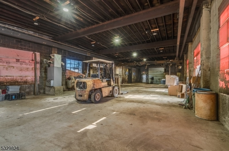 18 Allen St, Flemington, NJ for sale - Building Photo - Image 2 of 19