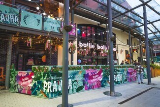 Plus de détails pour Caroline St, Cardiff - Commerce de détail à louer