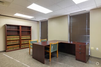 1919 N Loop W, Houston, TX for lease Interior Photo- Image 2 of 4