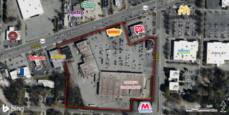 Plus de détails pour 3703 W Gate City Blvd, Greensboro, NC - Terrain à louer