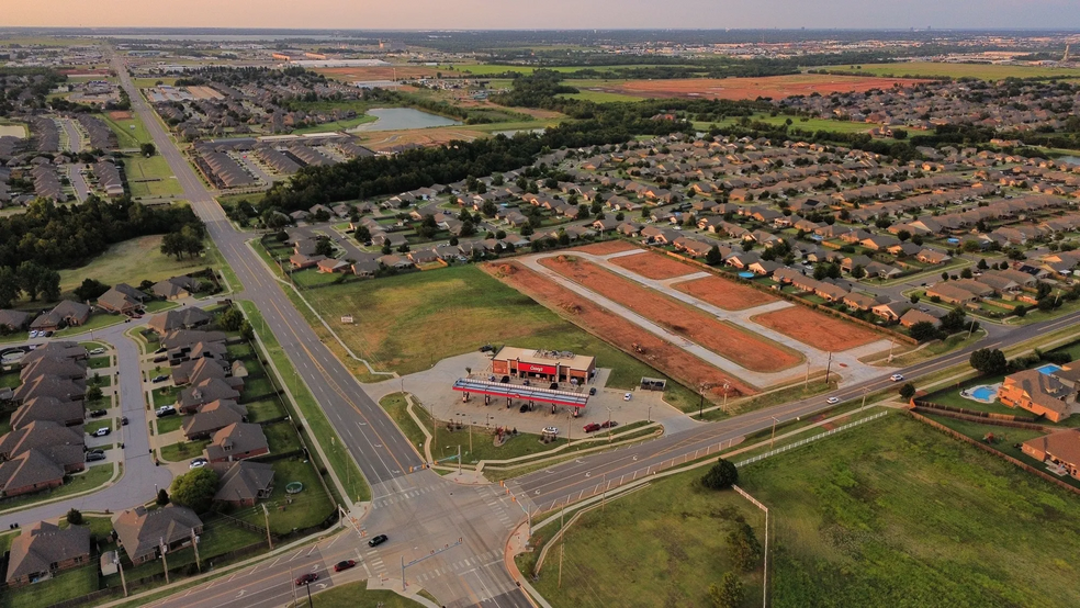 9725 SW 29th St, Oklahoma City, OK for sale - Aerial - Image 3 of 3