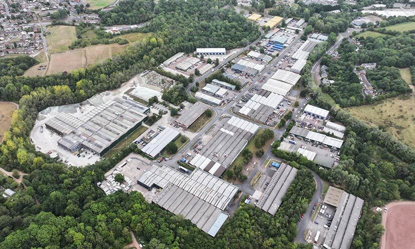 116 Springvale Industrial Estate, Cwmbran à louer - Photo du bâtiment - Image 2 de 2