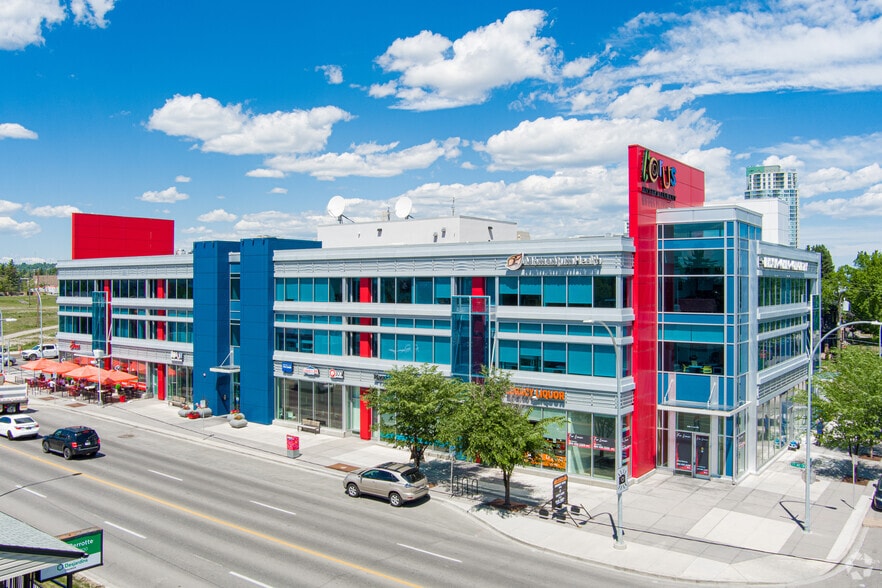 3923 – 17 Ave SW