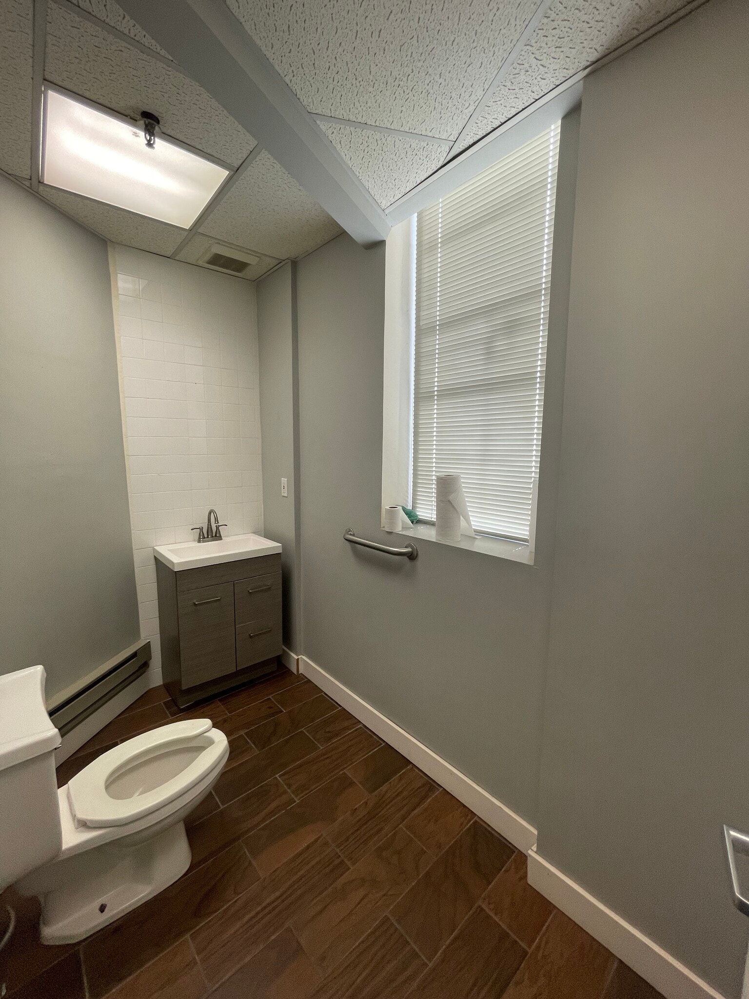 236 NEWARK Ave, Jersey City, NJ for lease Building Photo- Image 1 of 6