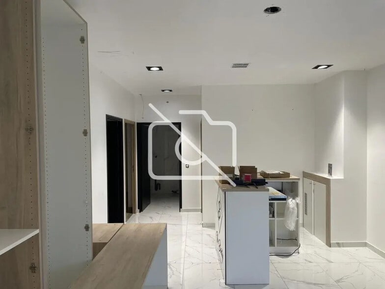 Retail in Bondoufle for sale - Building Photo - Image 3 of 4