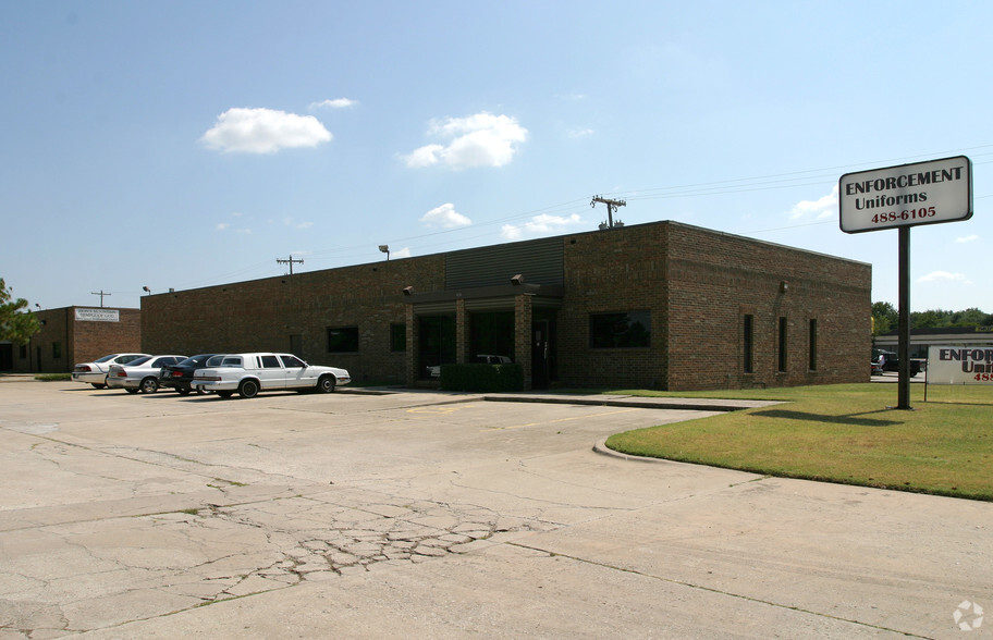 3160 N Portland Ave, Oklahoma City, OK for lease - Building Photo - Image 2 of 51