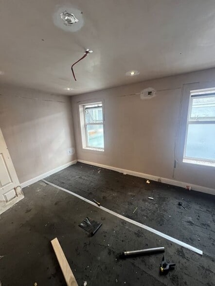 23 Banks St, Blackpool for sale - Interior Photo - Image 3 of 13