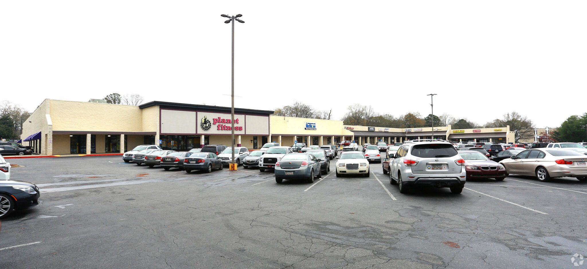 3315 S Cobb Dr SE, Smyrna, GA for lease Primary Photo- Image 1 of 16