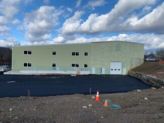 Plus de détails pour 1565 Monroe Turnpike, Monroe, CT - Local d'activités à louer