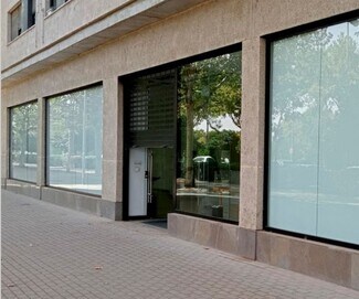Plus de détails pour Avenida Juan Pablo II, S/N, SEVILLA - Commerce de détail à louer