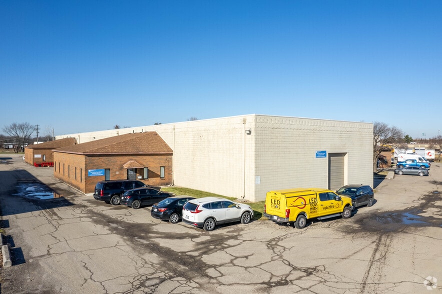 7099 Huntley Rd, Columbus, OH for lease - Building Photo - Image 2 of 5