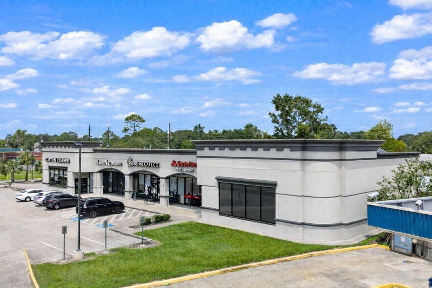 10100 West Rd, Houston, TX à louer - Photo du bâtiment - Image 2 de 3
