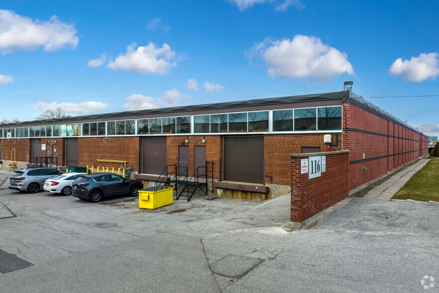 116 Howden Rd, Toronto, ON à louer - Photo du bâtiment - Image 2 de 5