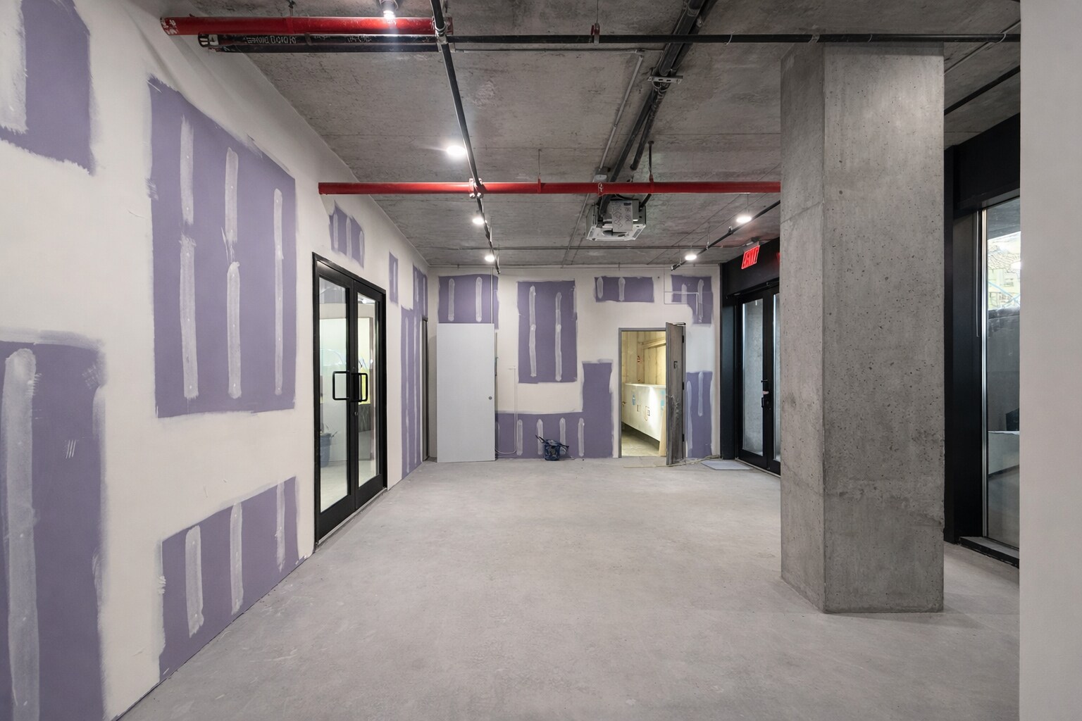 335 Bond St, Brooklyn, NY for lease Interior Photo- Image 1 of 10