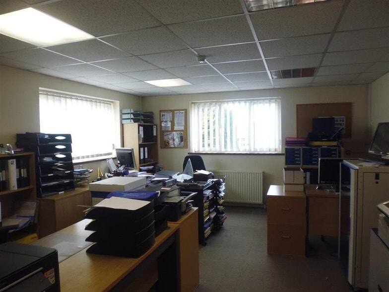 Station Rd, Winslow for lease - Building Photo - Image 2 of 6