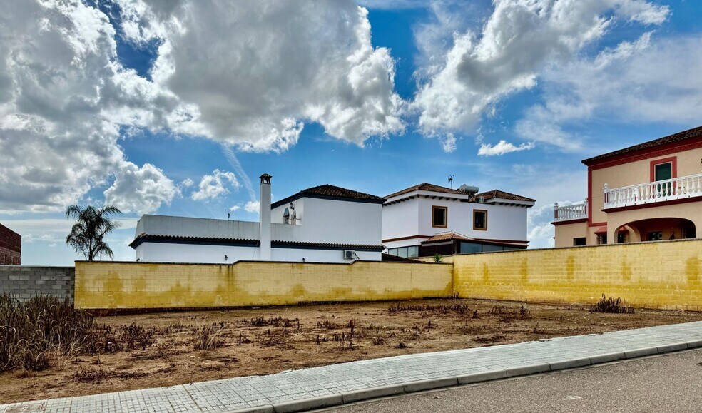 Land in Cantillana, Sevilla for sale - Building Photo - Image 2 of 5