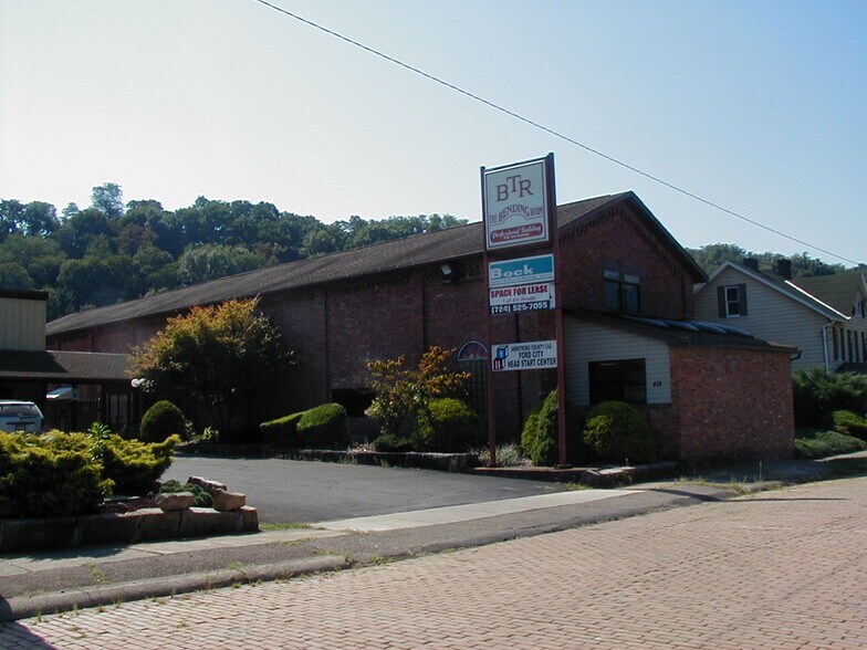 418 3rd Ave, Ford City, PA à louer - Photo du bâtiment - Image 3 de 24