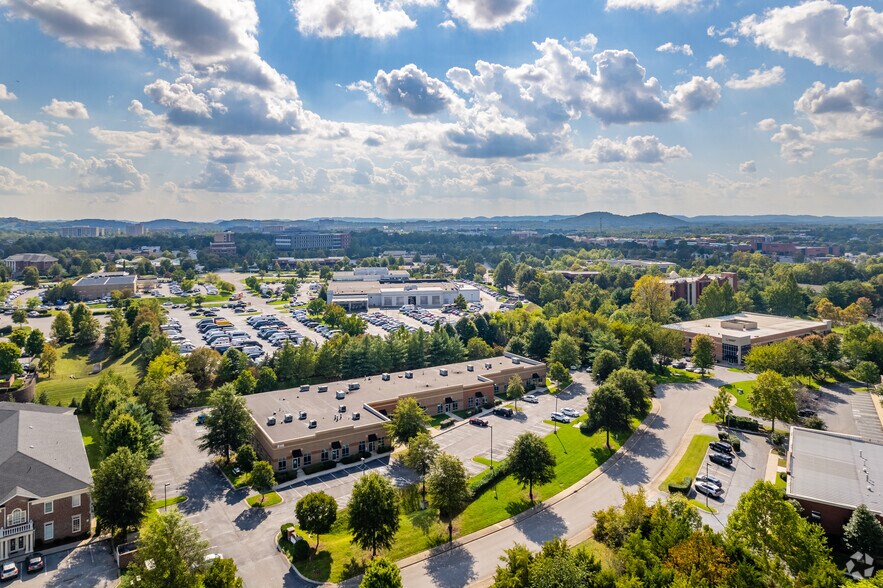 8115 Isabella Ln, Brentwood, TN à louer - Aérien - Image 3 de 17