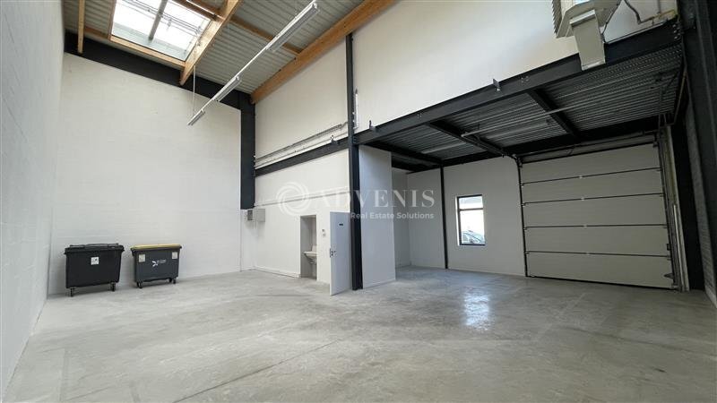 Flex in Lieusaint for lease Interior Photo- Image 1 of 8