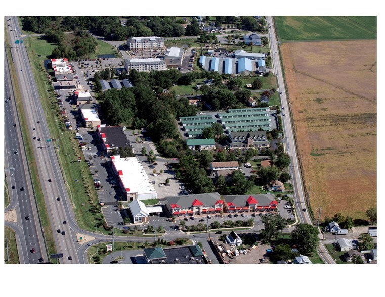 116 S Piney Rd, Chester, MD à louer - Aérien - Image 2 de 8