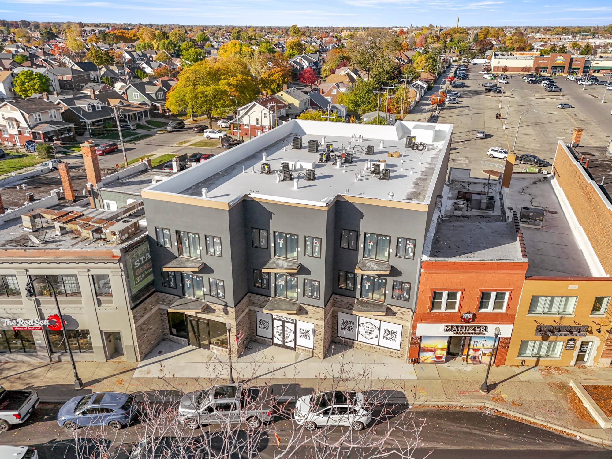 13730 Michigan Ave, Dearborn, MI à louer Photo principale- Image 1 de 22