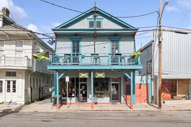 More details for 8227-8229 Oak St, New Orleans, LA - Retail for Sale