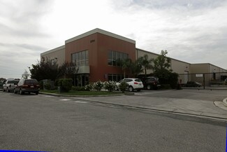 Plus de détails pour 2764 S Vista Ave, Rialto, CA - Industriel à louer