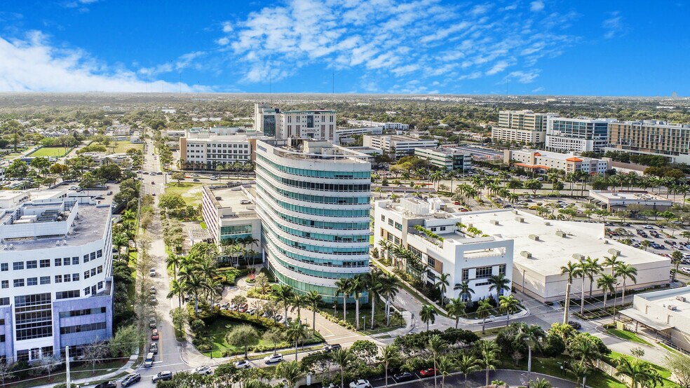20900 NE 30th Ave, Aventura, FL à vendre - Photo du bâtiment - Image 2 de 16