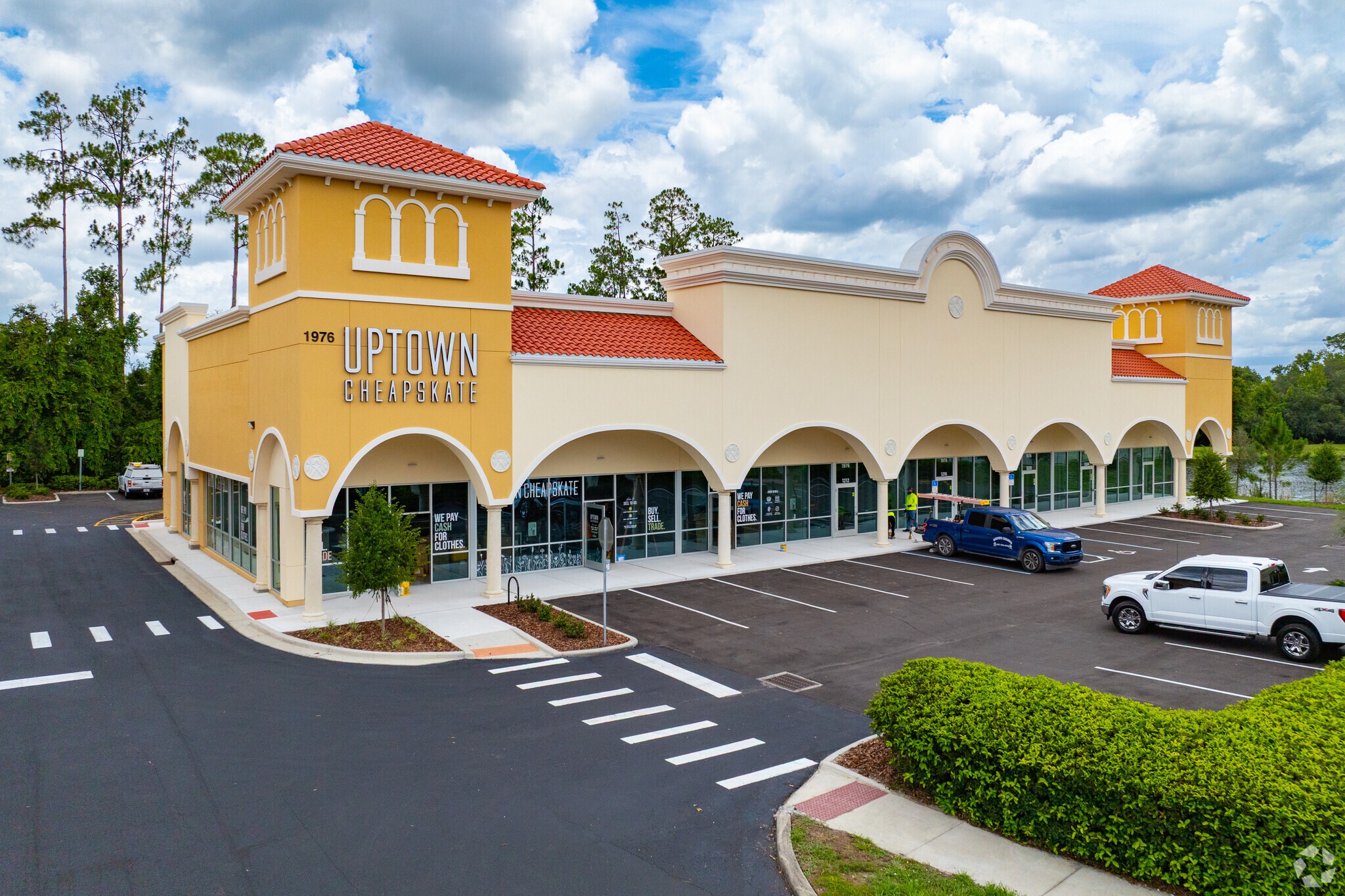 1976 Alafaya Trl, Oviedo, FL for lease Building Photo- Image 1 of 6