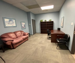 450 Central Ave, London, ON à louer Photo intérieure- Image 2 de 5