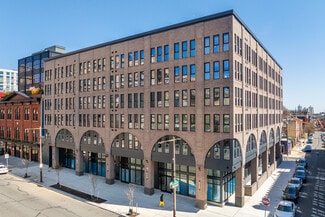 Plus de détails pour 619 N Broad St, Philadelphia, PA - Commerce de détail à louer