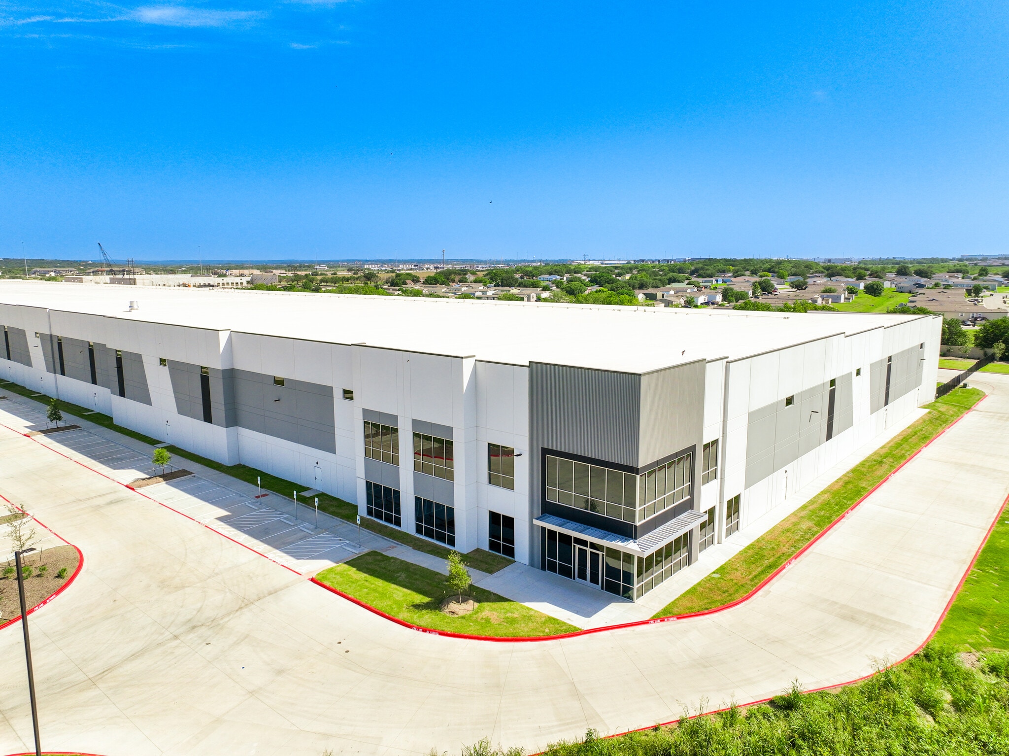 435 Aiken Dr, San Marcos, TX for lease Building Photo- Image 1 of 28