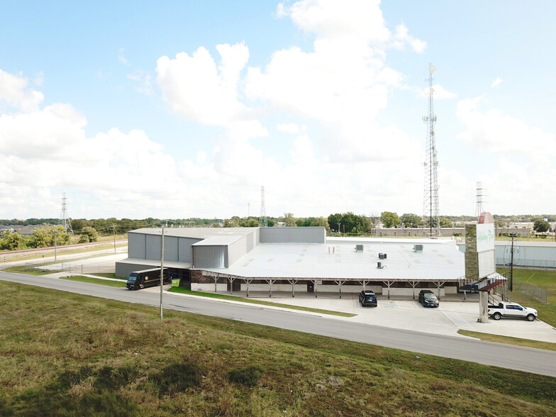 731-931 Silverado Trl, Rosenberg, TX for sale - Building Photo - Image 3 of 7