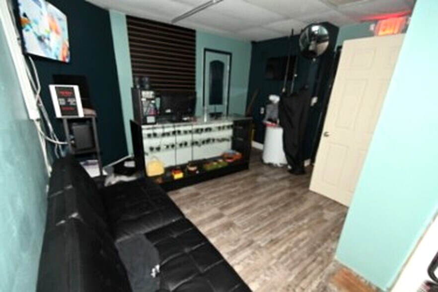 2711 N Pine Hills Rd, Orlando, FL à vendre - Photo du bâtiment - Image 3 de 16
