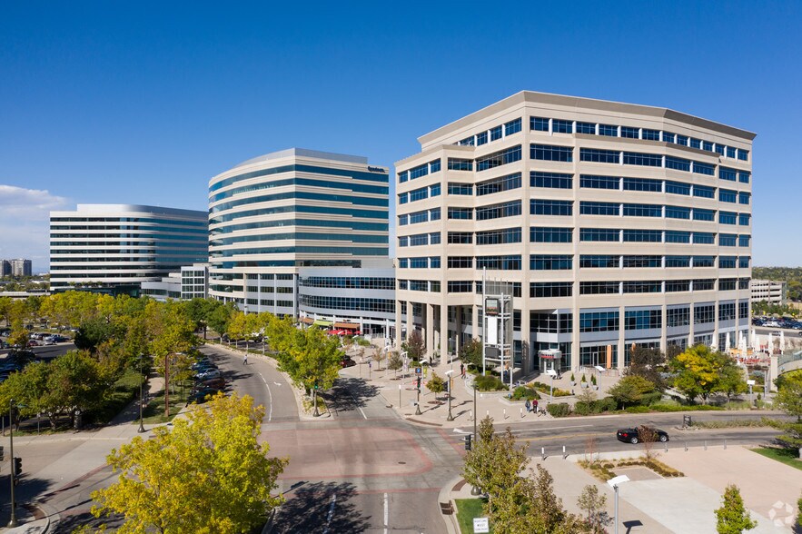 6380 S Fiddlers Green Cir, Greenwood Village, CO à louer - Photo du bâtiment - Image 3 de 28