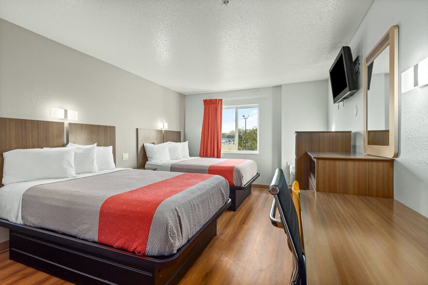 1931 Lacy Dr, Junction City, KS for sale - Building Photo - Image 2 of 9