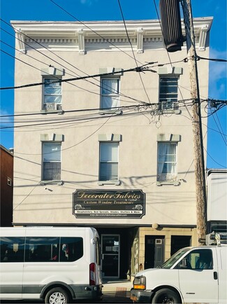 More details for 11 W Front St, Keyport, NJ - Retail for Sale