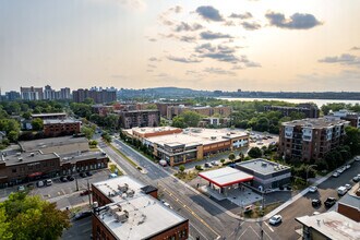 395-425 Rue Saint-Charles O, Longueuil, QC - Aérien Vue de la carte