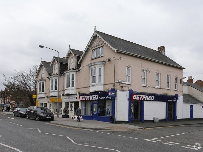 84-86 High St, Lincoln for lease - Primary Photo - Image 1 of 6