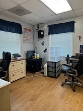 4698 Riverside Pky, Belcamp, MD for lease Building Photo- Image 2 of 23