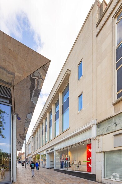 17-25 The Moor, Sheffield à louer - Photo du bâtiment - Image 2 de 2