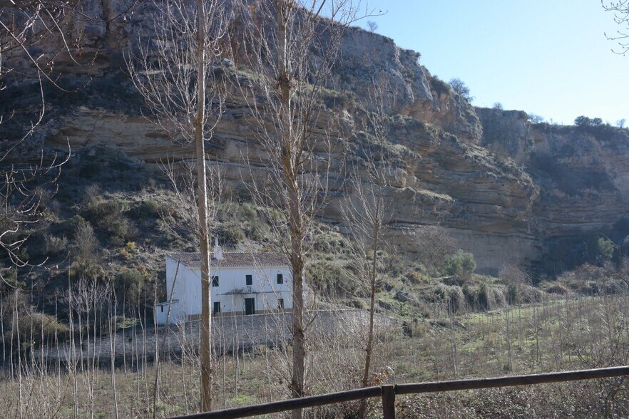 Terrain dans Alhama de Granada, Granada à vendre - Photo du bâtiment - Image 3 de 49